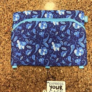 NEW Bright Blue Patterned 3 Ring Pouch.  Makeup or School or Art Supplies